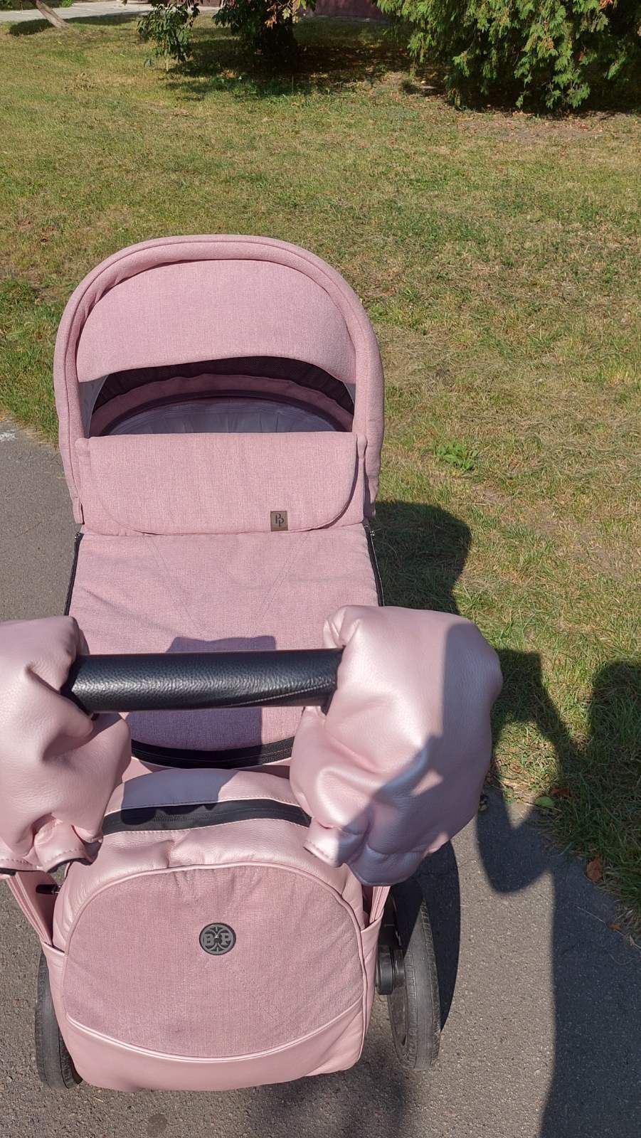 Дитяча коляска 2 в 1 Baby Pram

Модна, зручна і функціональна – нова м