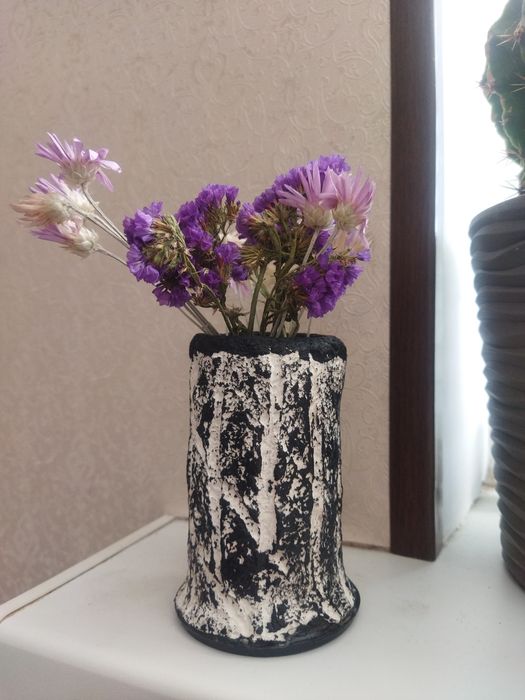 Ваза для сухоцвітів з пап'є-маше