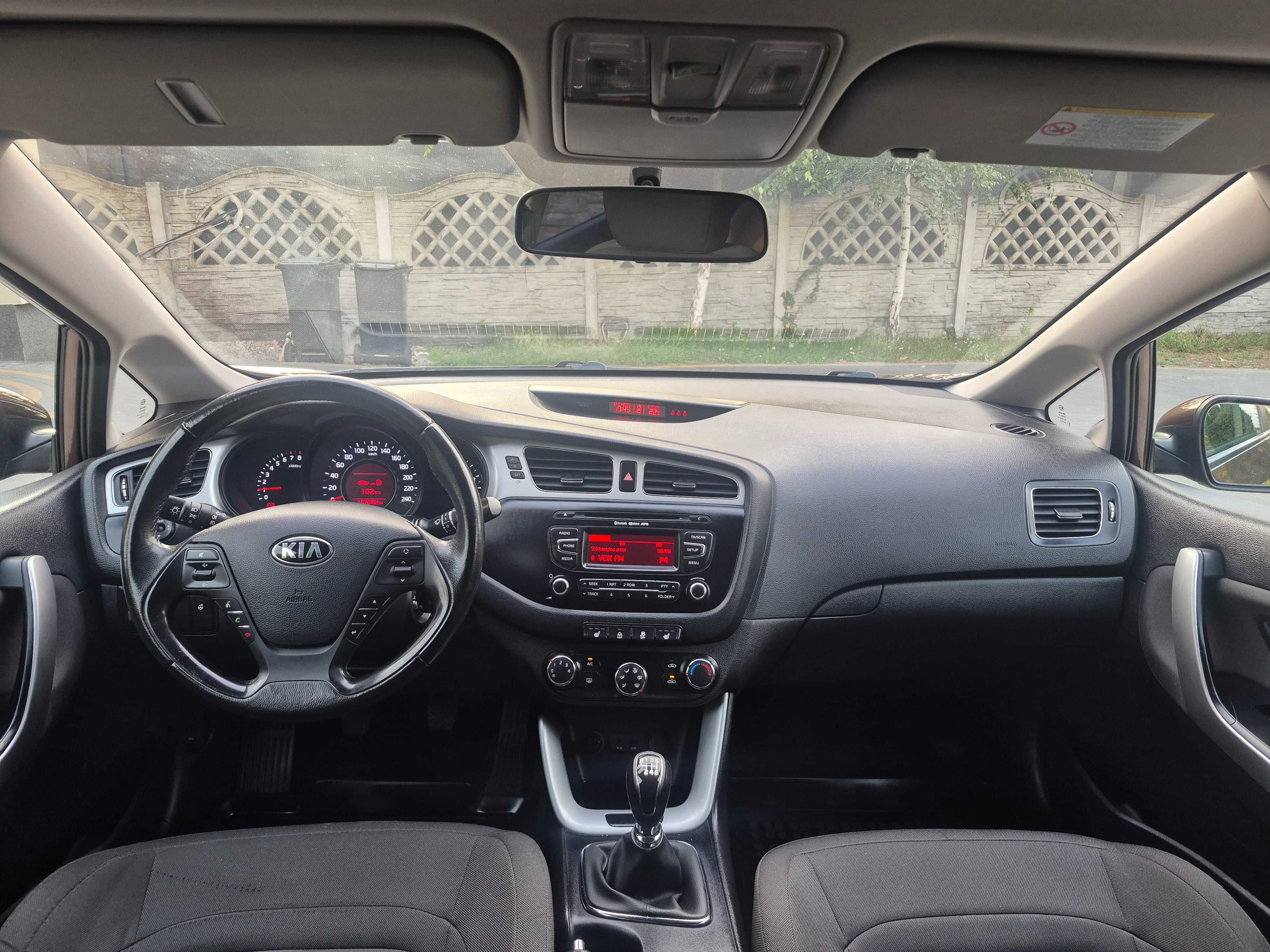 KIA CEED 1.6 135km benzynka ORYGINAŁ LAKIER bezwypadkowy