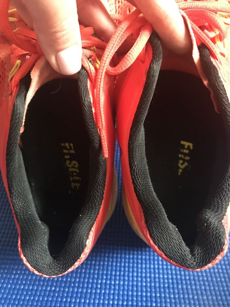 Продам кроссовки Nake AIRMAX ,оригинал