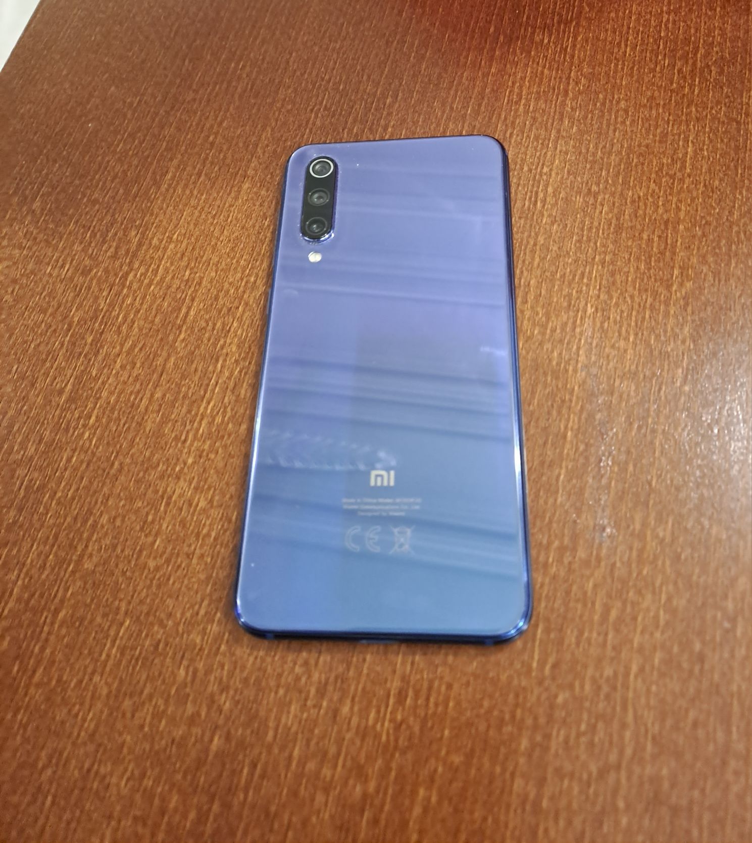 Xiaomi MI 9 SE 6GB RAM