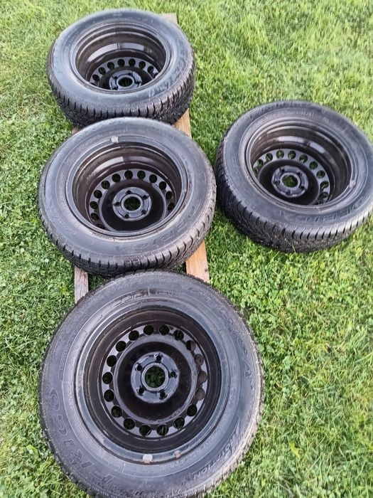 Koła opony zimowe r16 195/65 rozstaw 5x112 felgi audi