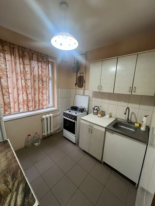 Оренда 2км вул Пасічна  ( медової печери )