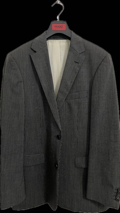 Fato azul Sacoor e Casaco blazer Hugo Boss de listas