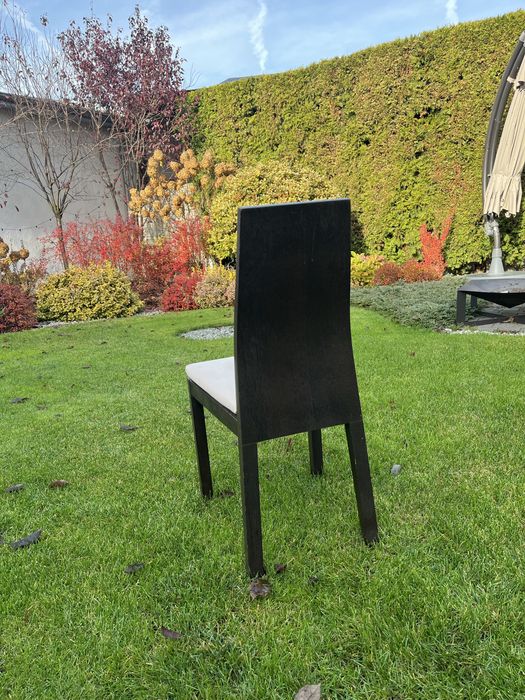 Sprzedam 4 krzesła drewniane