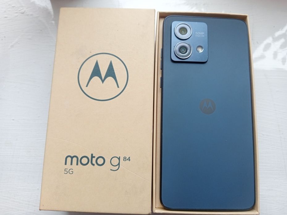 Motorola Moto G84 5G 12+12/256 идеал