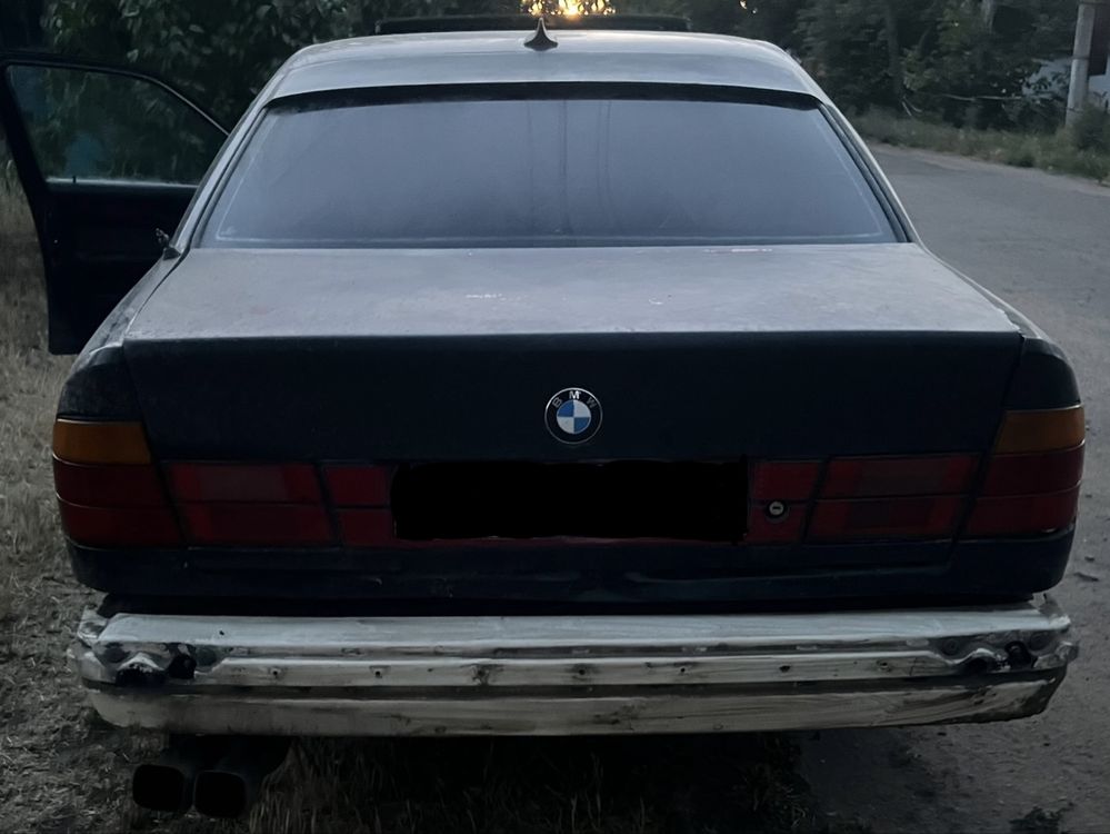 Продам BMW E34 2.0 (M50B20)