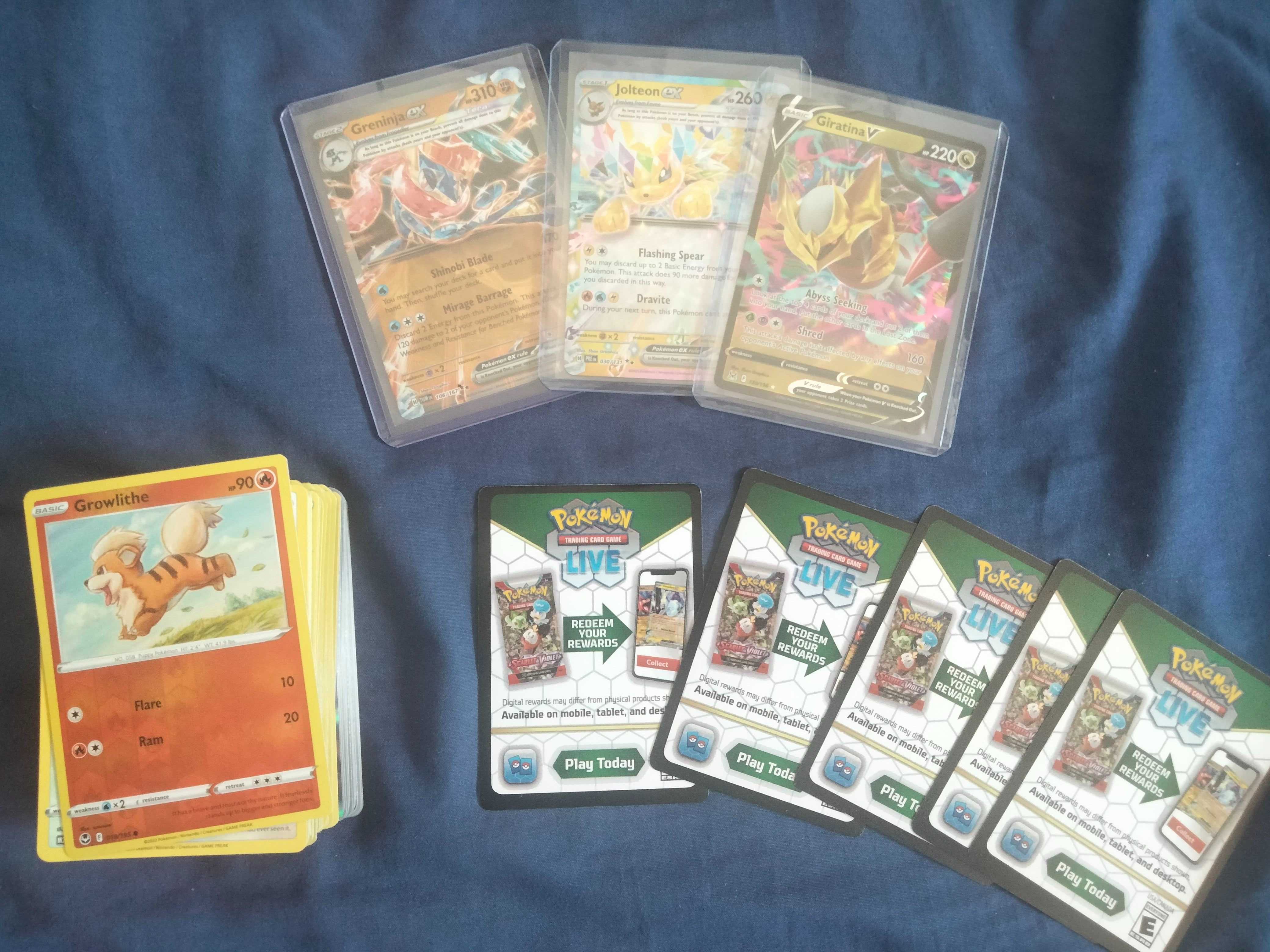 Zestaw Pokemon dla kolekcjonera: 100 kart + 1 karta EX (dostępne)