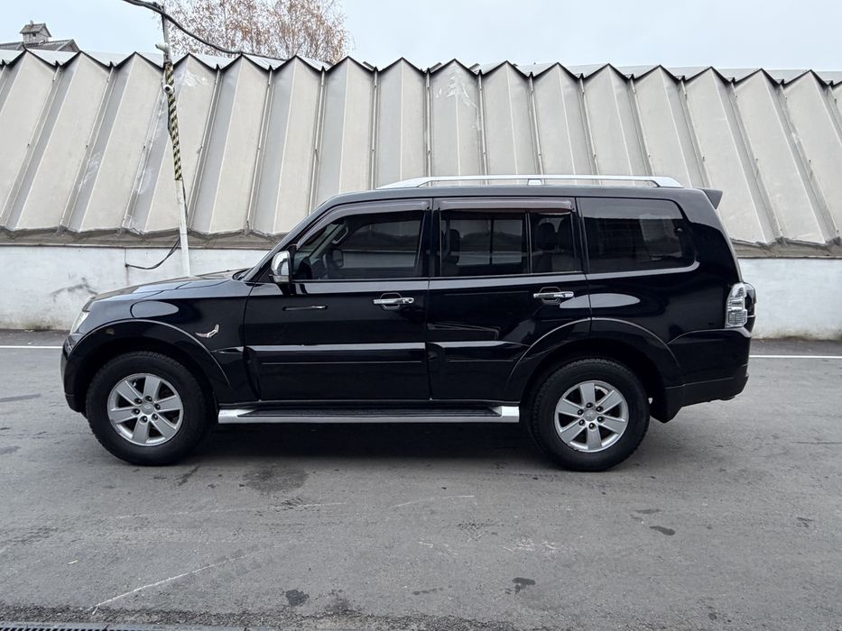 Mitsubishi Pajero Wagon 2009 3.0AT 4WD