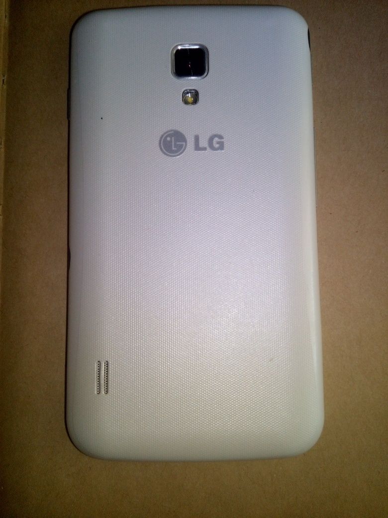 LG Optimus L7 dual  P-715