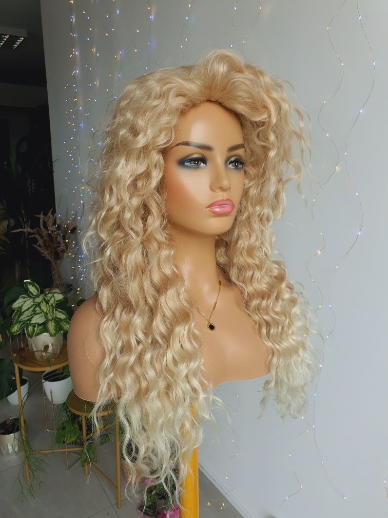 Długa peruka średni blond fale loki afroloki naturalna fryzura