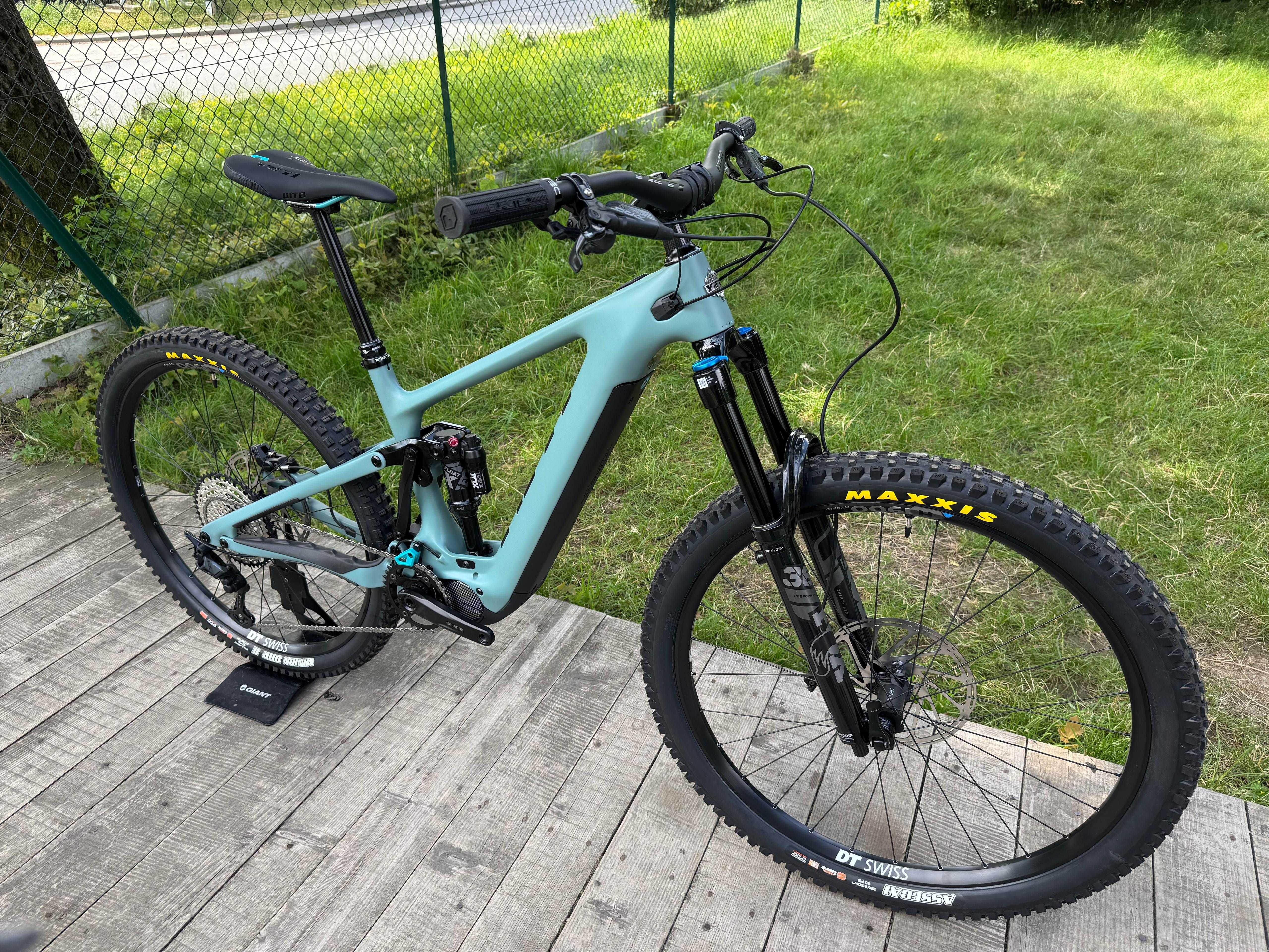 NOWY rower elektryczny 2024 YETI 160E "M" C1 Factory