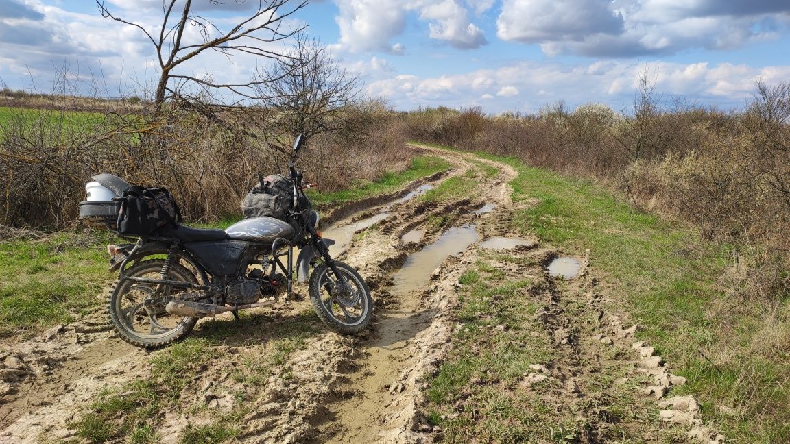 Мустанг фіт 125 кубів