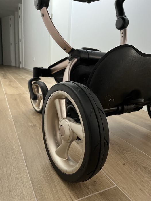 Carrinho de bebé Mima Xari Rose Gold/Preto