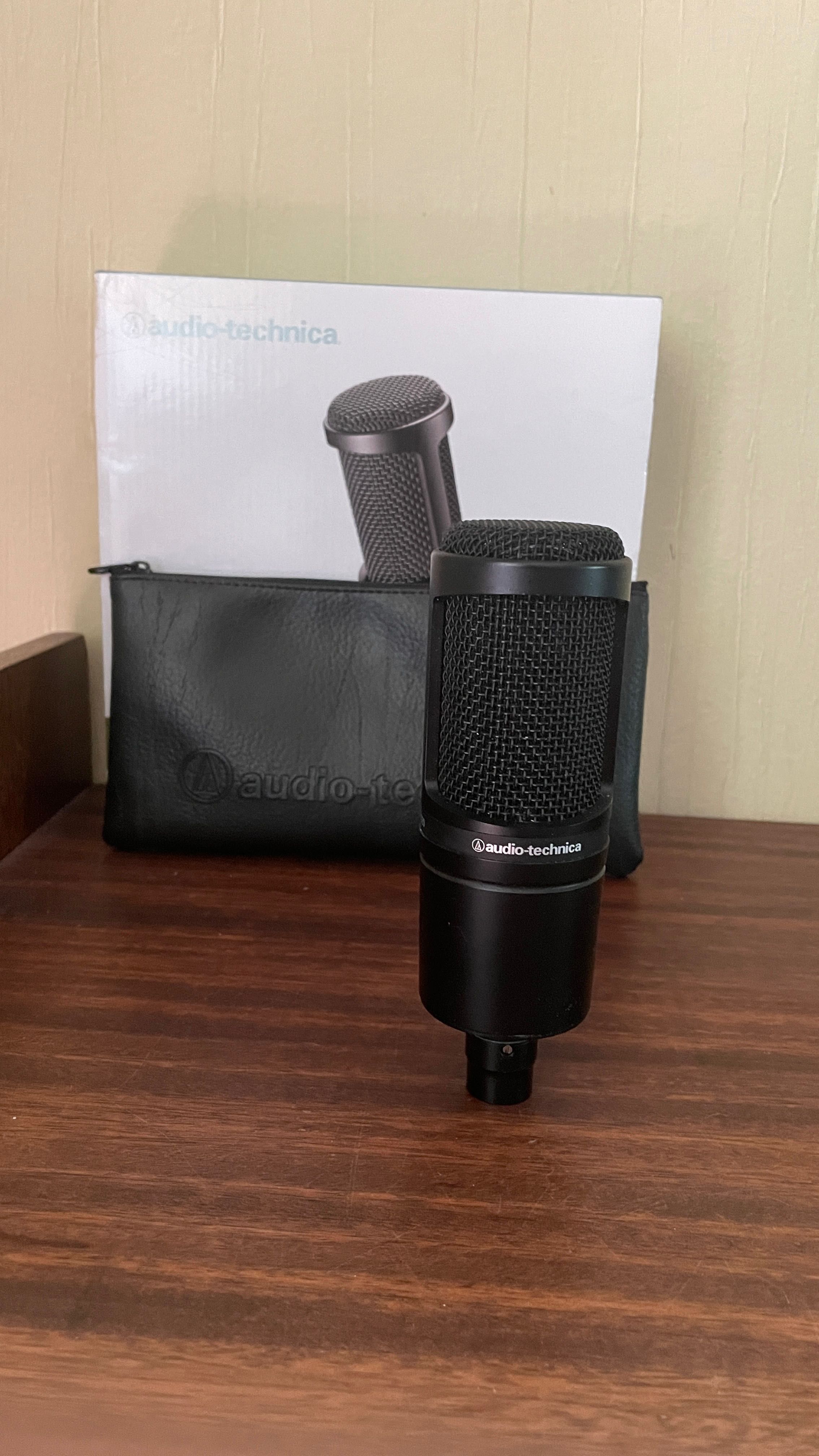 Мікрофон Audio-technica at 2020