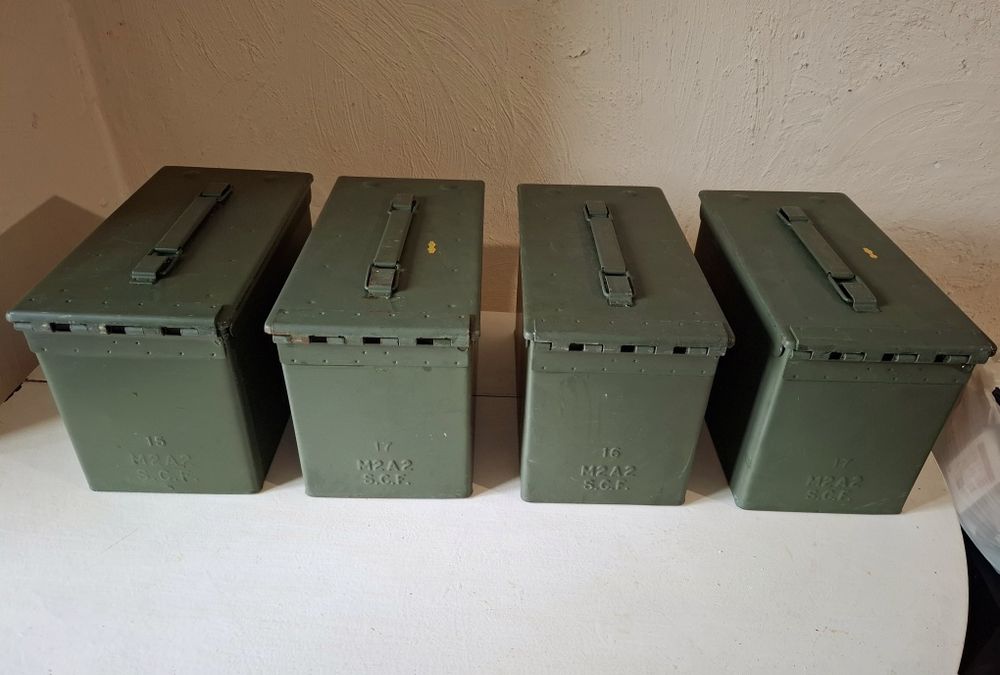 Металеві герметичні ящики з під Б/К Країн НАТО