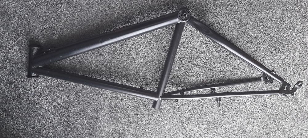 Rama btwij 26 czarna na dirta