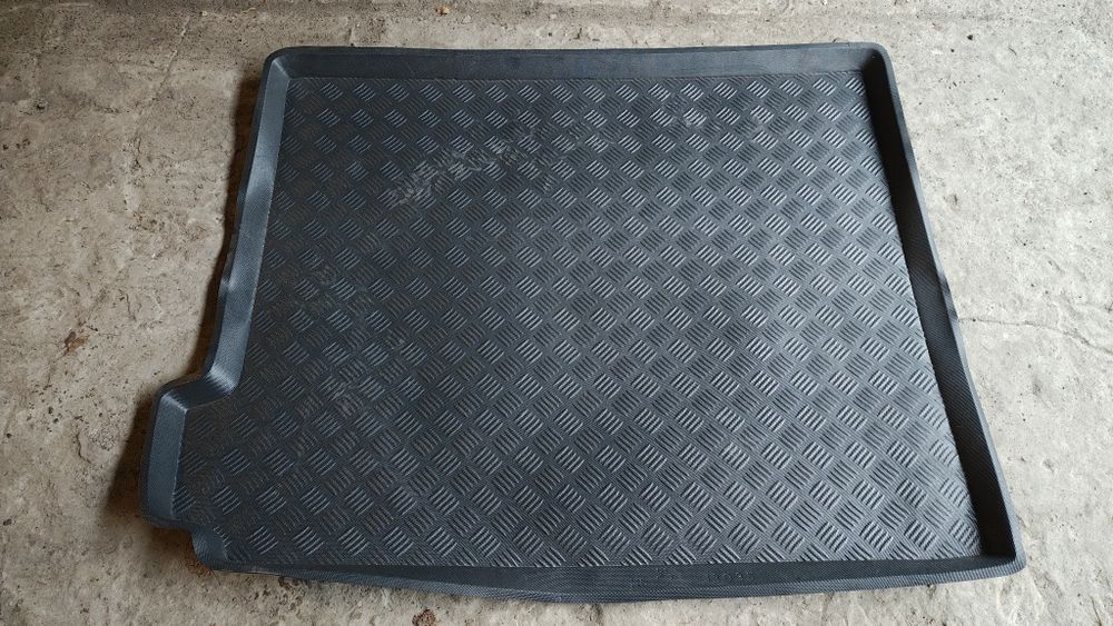 Mata bagażnika do Citroena C4 Grand Picasso/Grand Spacetourer