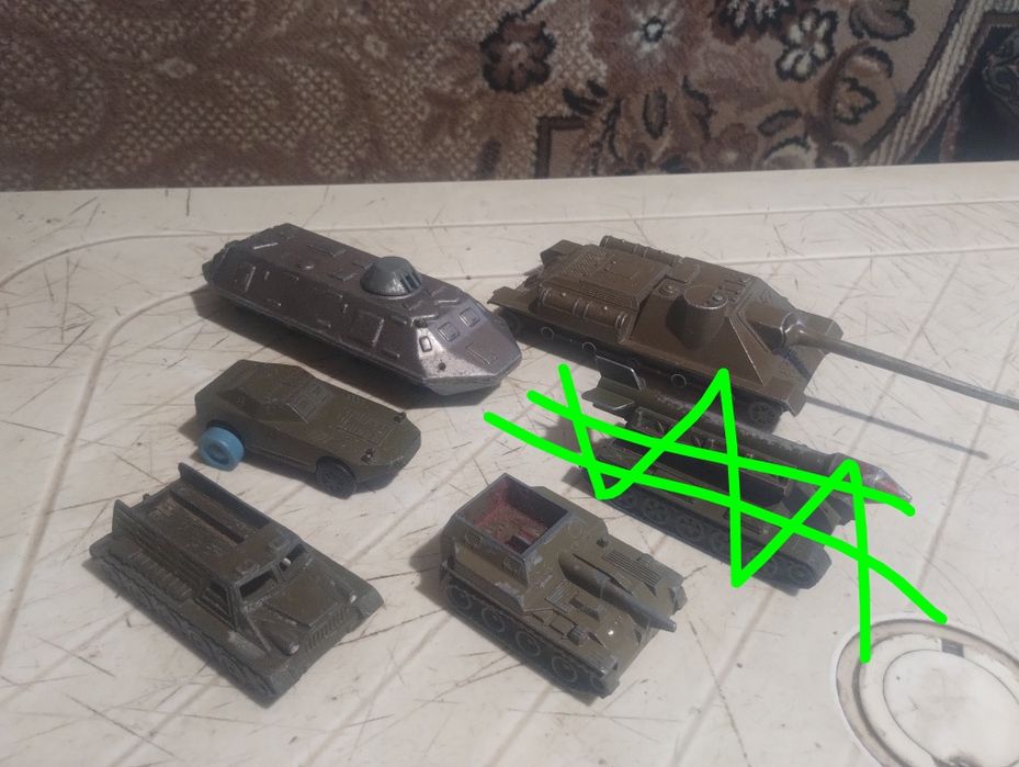 Военная техника, игрушки ссср