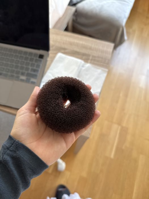 Дрібнички (резинка для волосся не вживана/ тримач для антисептика