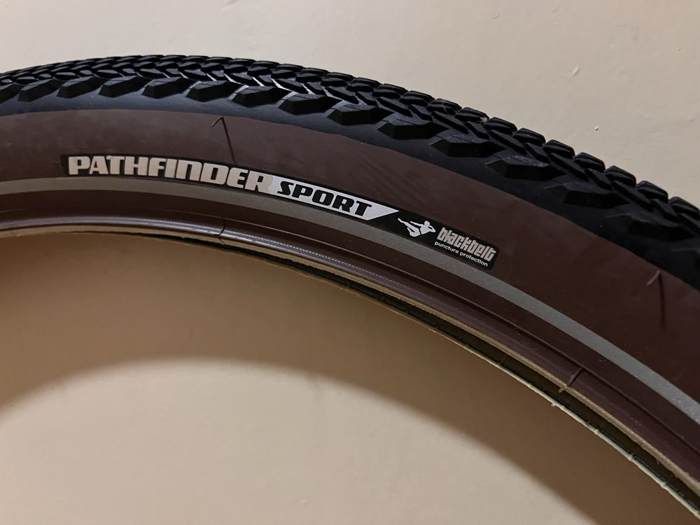Opony Specialized PATHFINDER sport reflect  27,5x2,3 650b brązowe boki