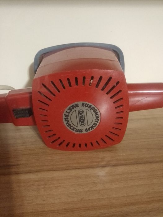 Продам електричний вібромасажер "Єльво"