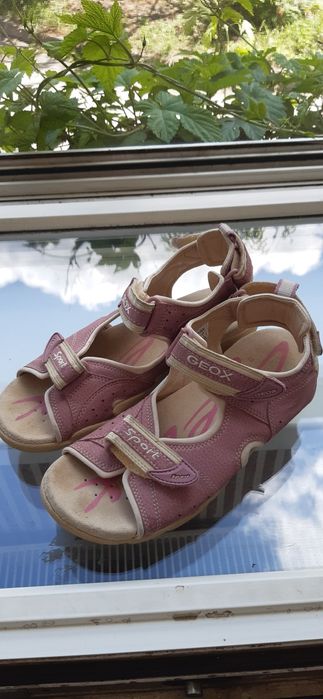Брендовые босоножки Geox