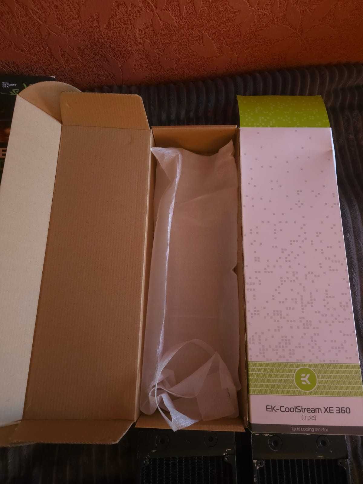 EKWB EK-CoolStream XE 360 радіатор