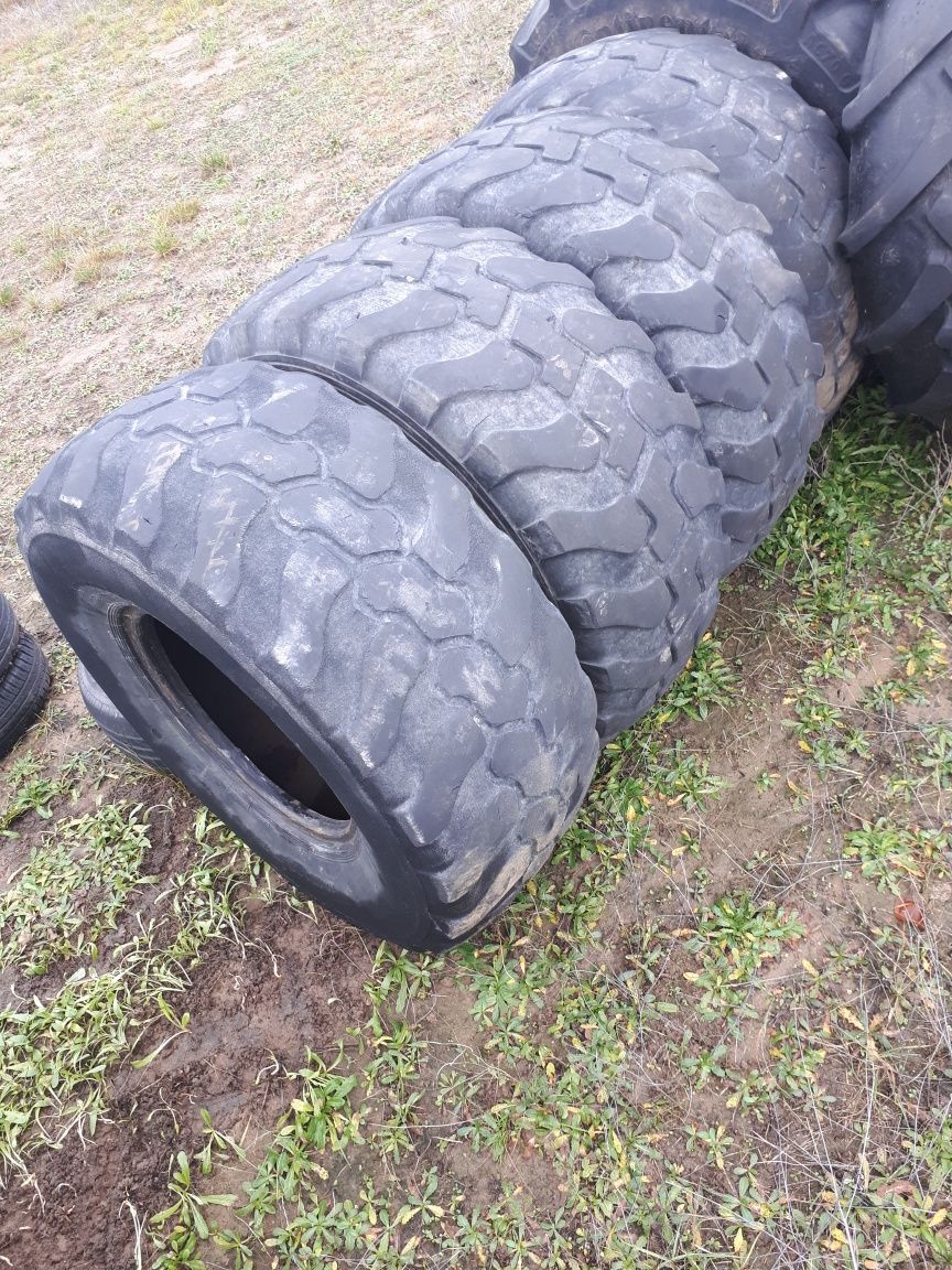 Opony zachodnie wzmocnione 16/70 R - 18 (405/70 R - 18) 15.5/70R18