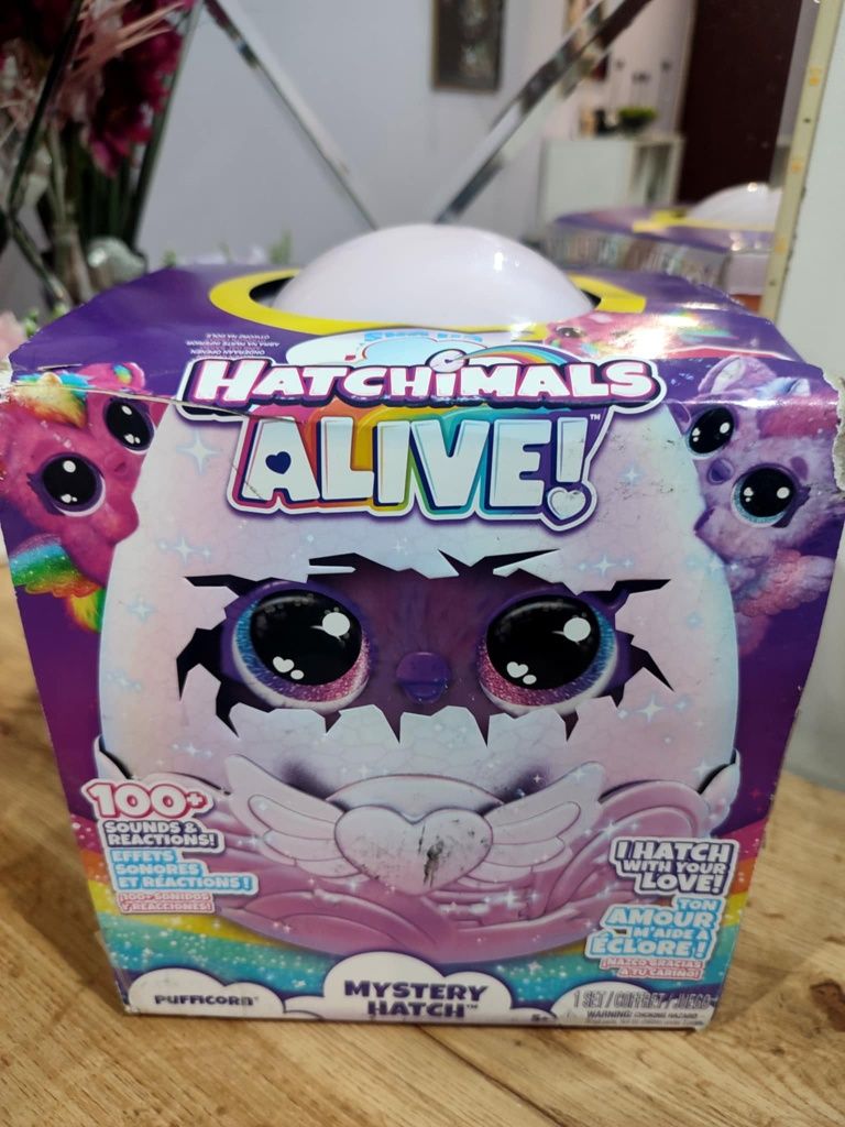 Hatchimals Alive! Mystery Hatch, interaktywna zabawka jednorożec