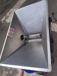 Esmagador em inox com motor