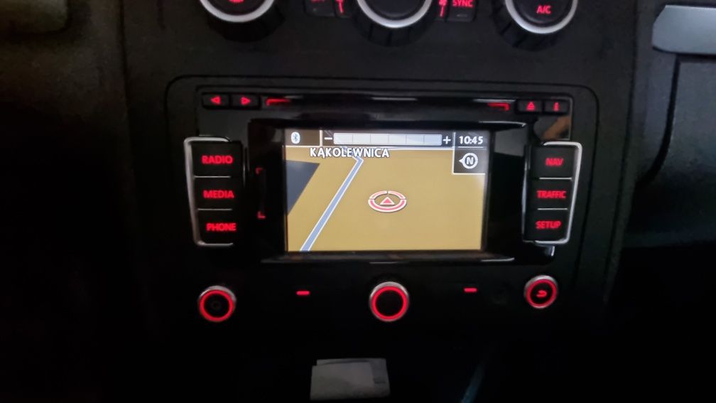 VW TOURAN 1.6 TDI super oszczędny!