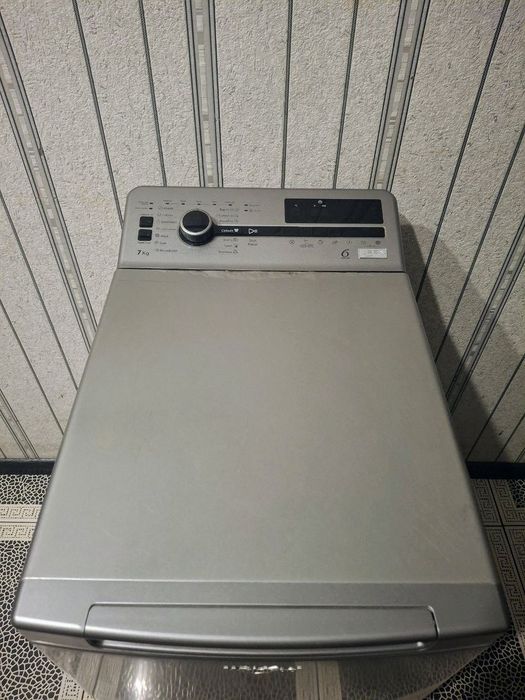 Пральна машина  Whirlpool 6 Sense