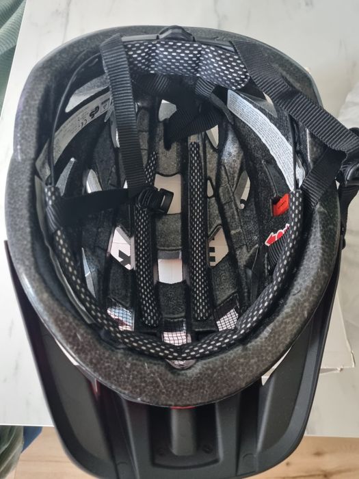 Kask rowerowy Uvex i-vo cc red-black mat