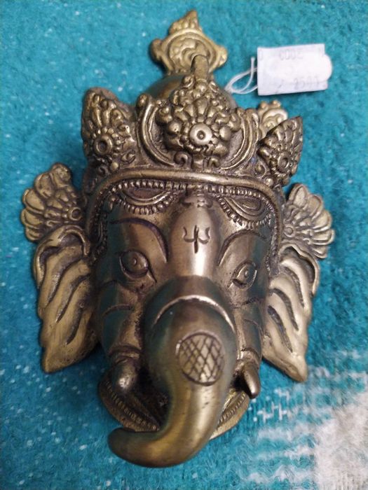 Маски: Індія, В'єтнам, Африка.