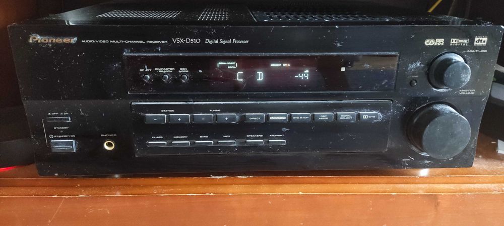 AMPLITUNER PIONEER VSX-D510 + 2 kolumny +pilot