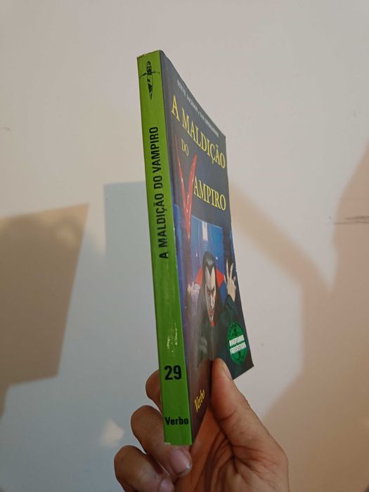 Livro Aventuras Fantásticas nº29 A MALDIÇÃO DO VAMPIRO