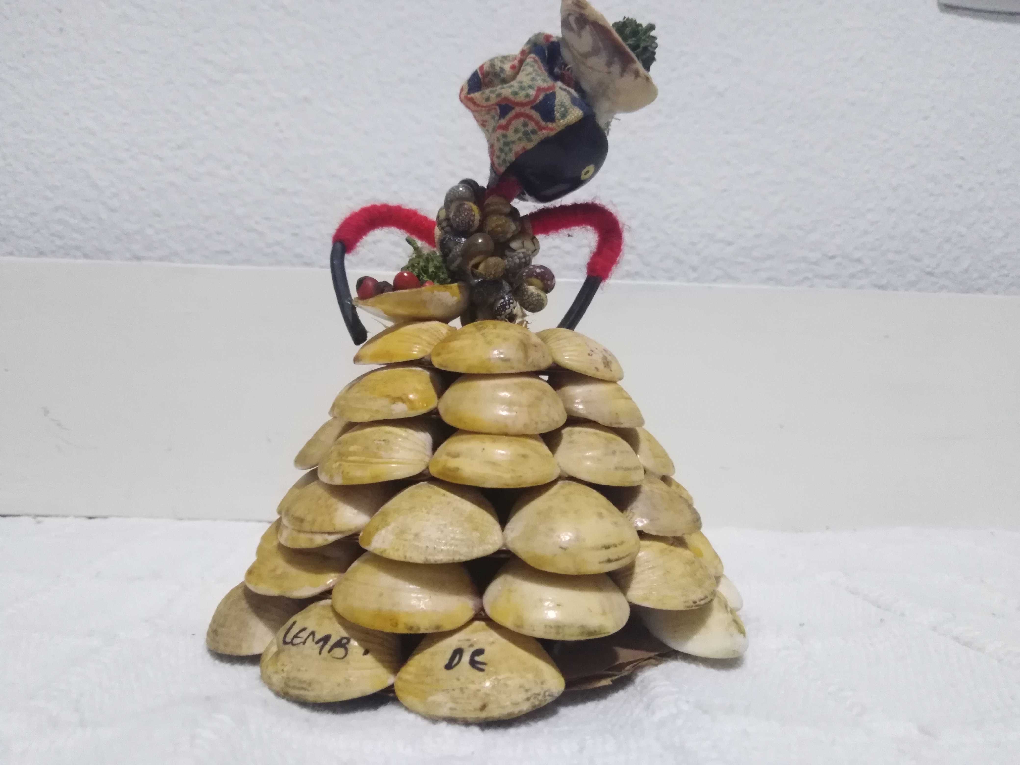 Bibelot Artesanal "Mulher Africana"