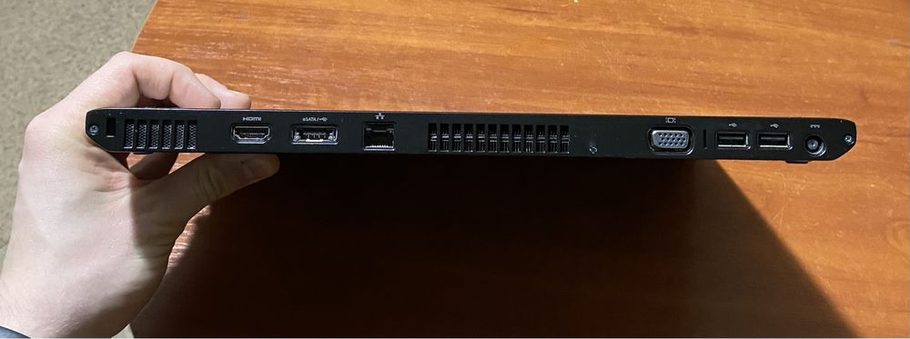 Ноутбук Dell Vostro V130 13"/ 4GB RAM/120GB SSD/i5 CPU! N2289