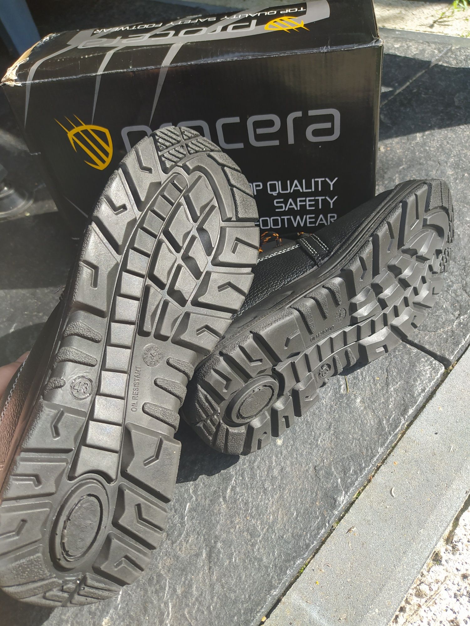 Obuwie robocze 43 Solid s1 Firmy Procera