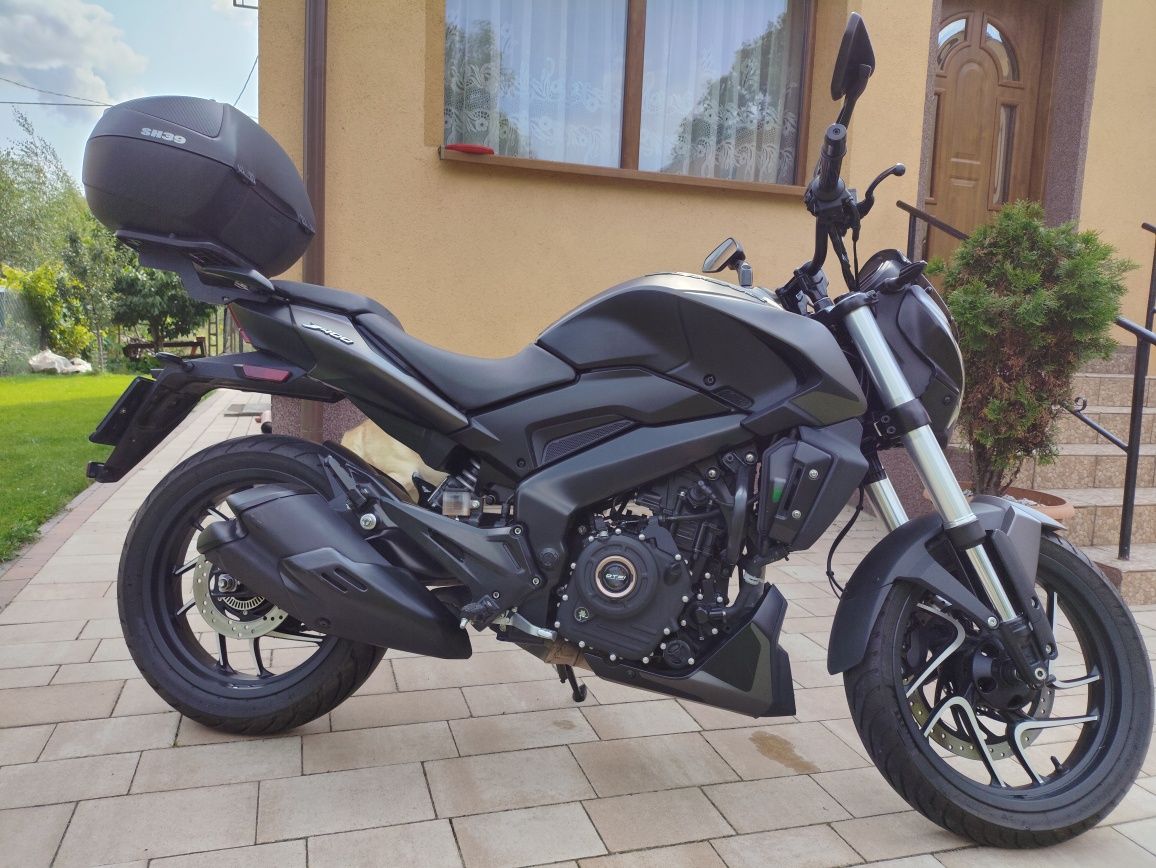 Bajaj dominar 400