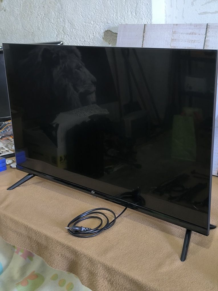 TV LED de 32 polegadas da marca eSmart