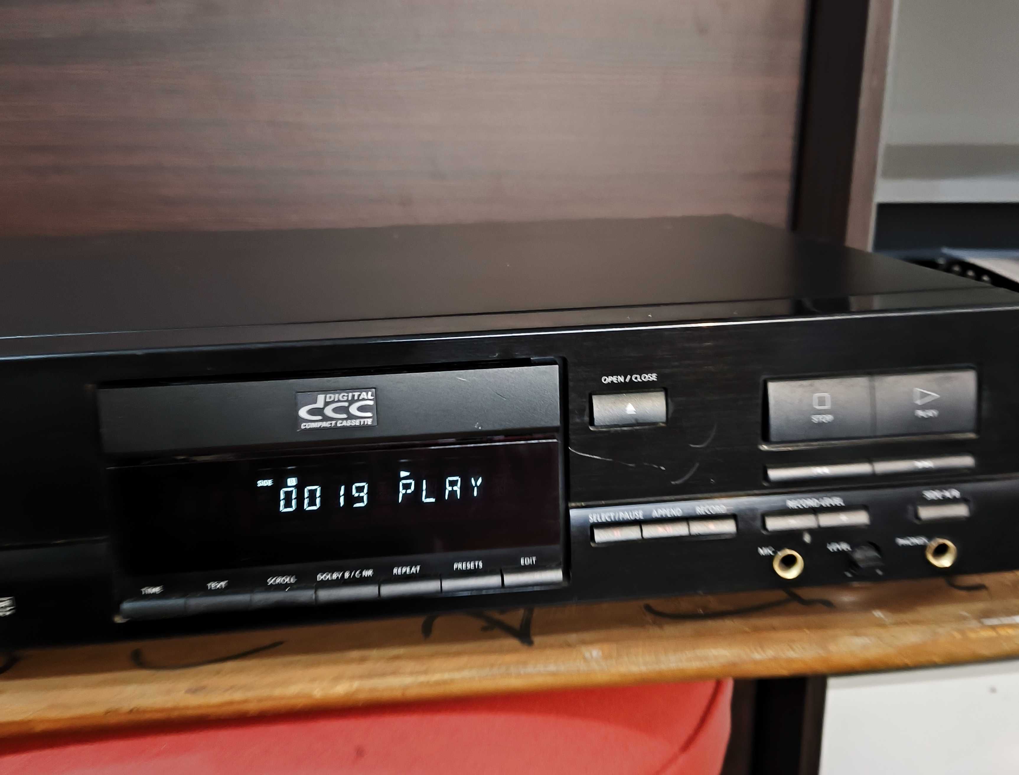 Philips dcc 730 magnetofon cyfrowy + kasety