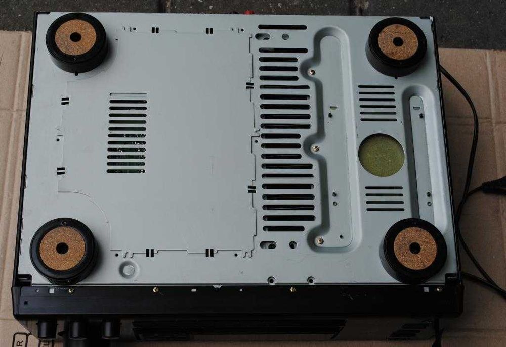 Усилитель. Підсилювач Onkyo TX SV 525R .