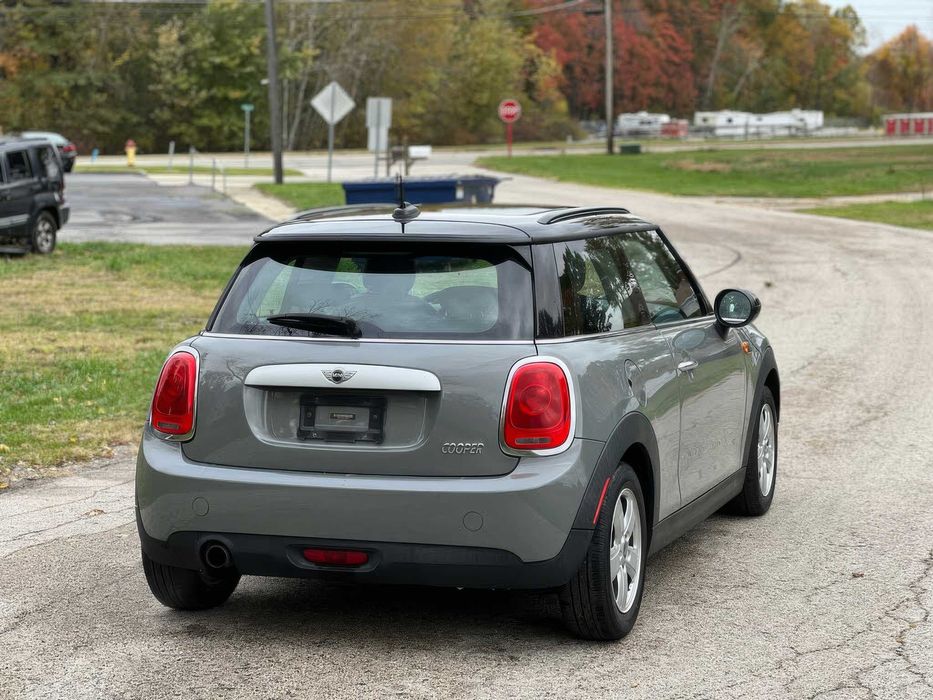 MINI Cooper 2-Door      2015
