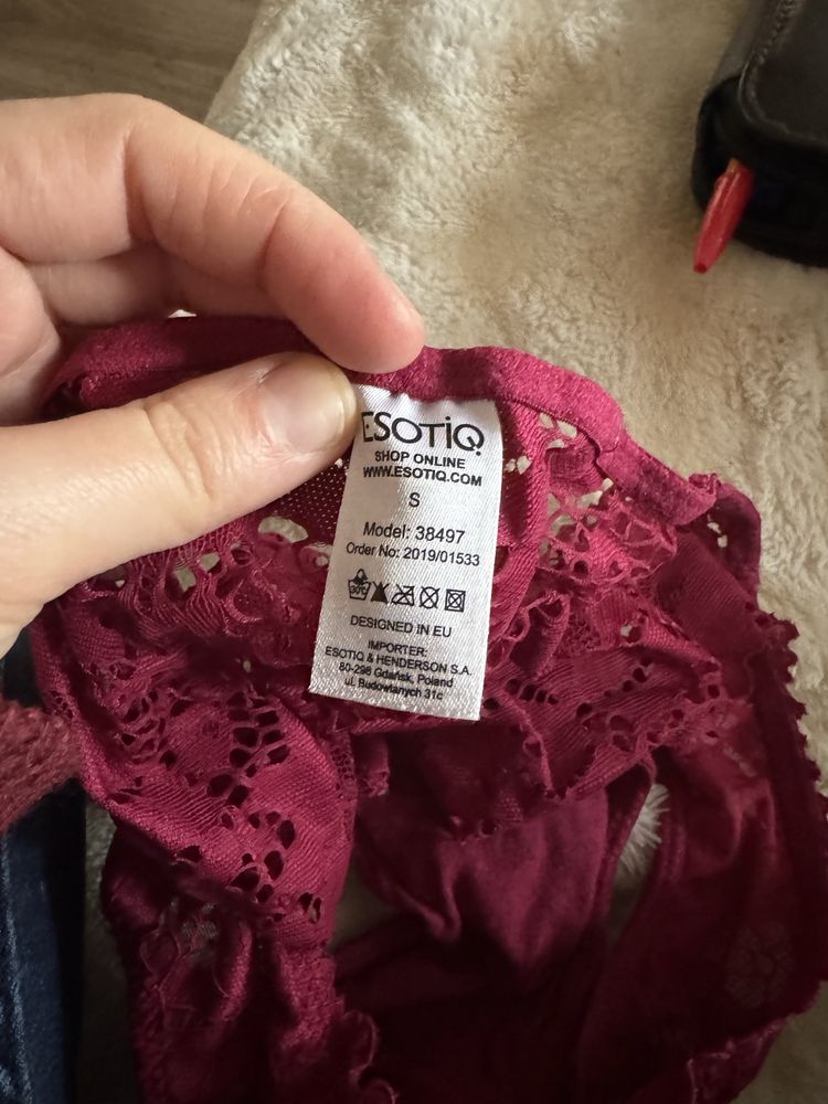 Bordowe stringi 36 s esotiq