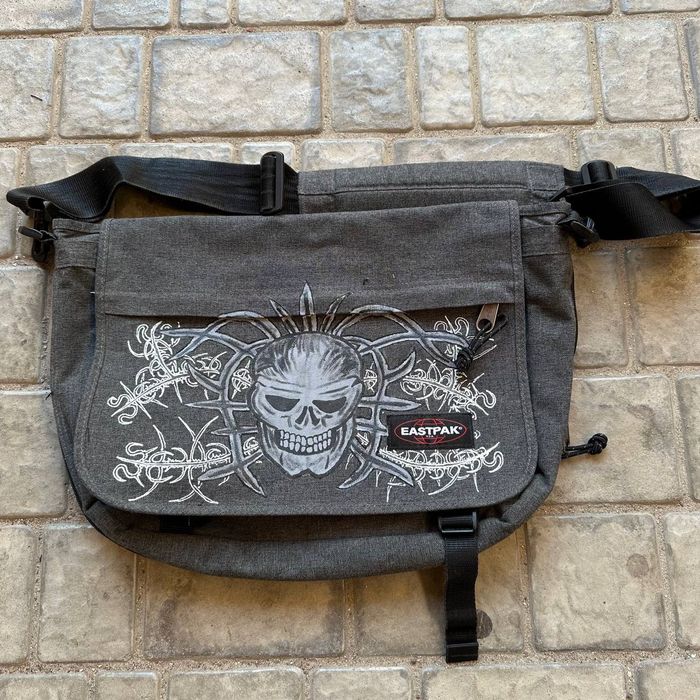 eastpak skull big bag