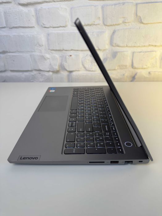 ThinkBook 15.6' FHD IPS, I5-1235U, 24GB RAM, SSD 512GB