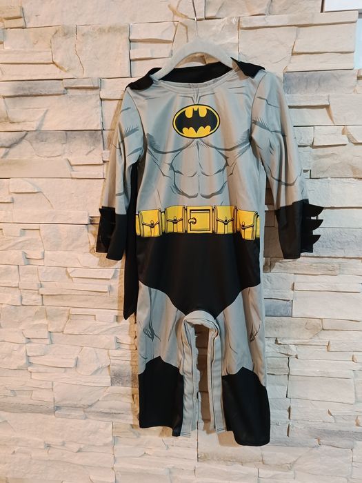 Strój Batmana z peleryną dwa trzylatka