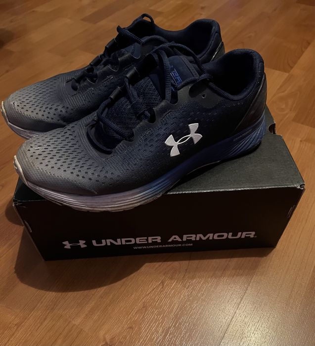 Кросівки Under Armour